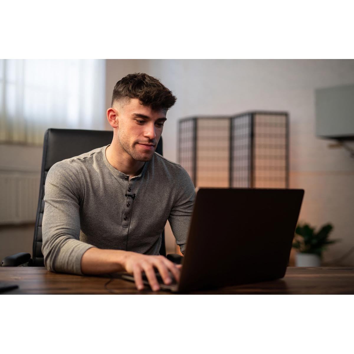 Sennheiser Professional Audio XS lav USB-C Mobile Kit Omnidirectional lavalier microphone (Black). Ideal For For USB-C Mobiles/Computers. For Content creators | Youtube | Vlogging | Home Videos - Image 2